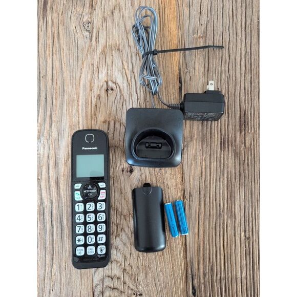 Panasonic Other - Panasonic KX-TGDA52 Black Cordless Handset w/ Charging Station Tested & Working